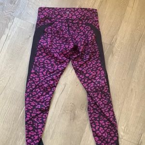 Lululemon pants size 4